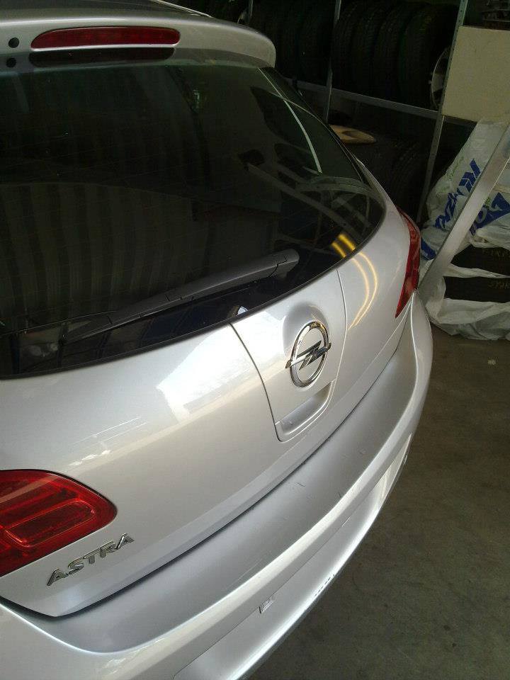 Beulenschaden Opel Dellenpoint